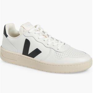 Veja White Women's Sneakers